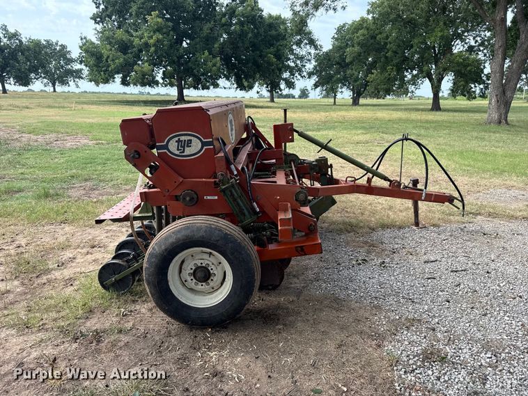image for item FC4117 Tye 104-4474 no-till grain drill