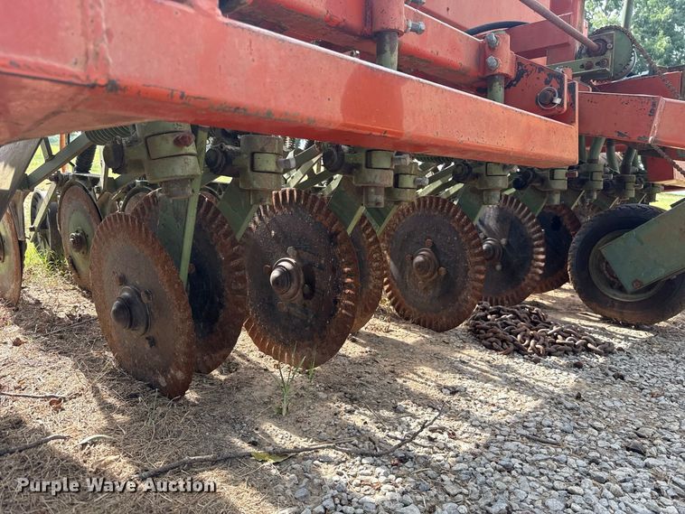 image for item FC4117 Tye 104-4474 no-till grain drill