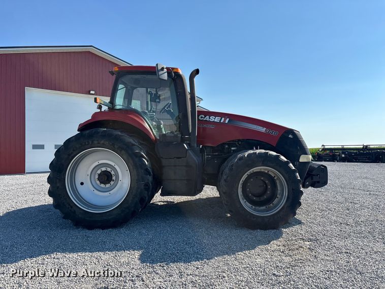 image for item FG0583 2011 Case IH 340 Magnum MFWD tractor