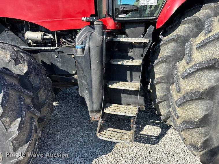 image for item FG0583 2011 Case IH 340 Magnum MFWD tractor