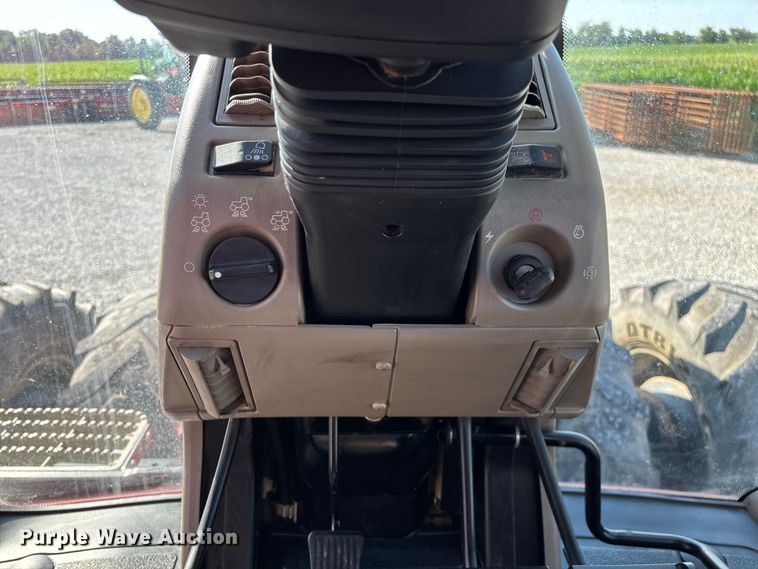 image for item FG0583 2011 Case IH 340 Magnum MFWD tractor