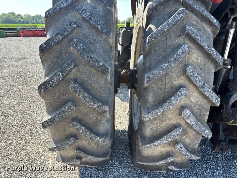 image for item FG0583 2011 Case IH 340 Magnum MFWD tractor