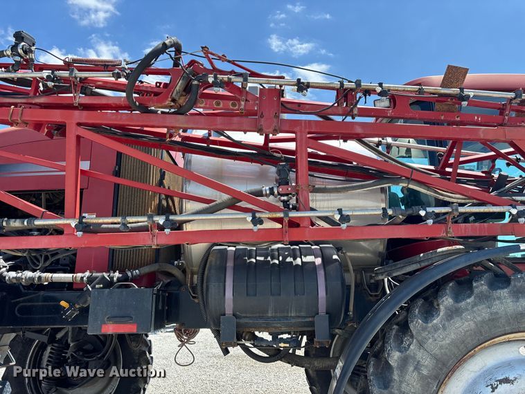 image for item FG0584 2011 Case IH 4420 Patriot sprayer