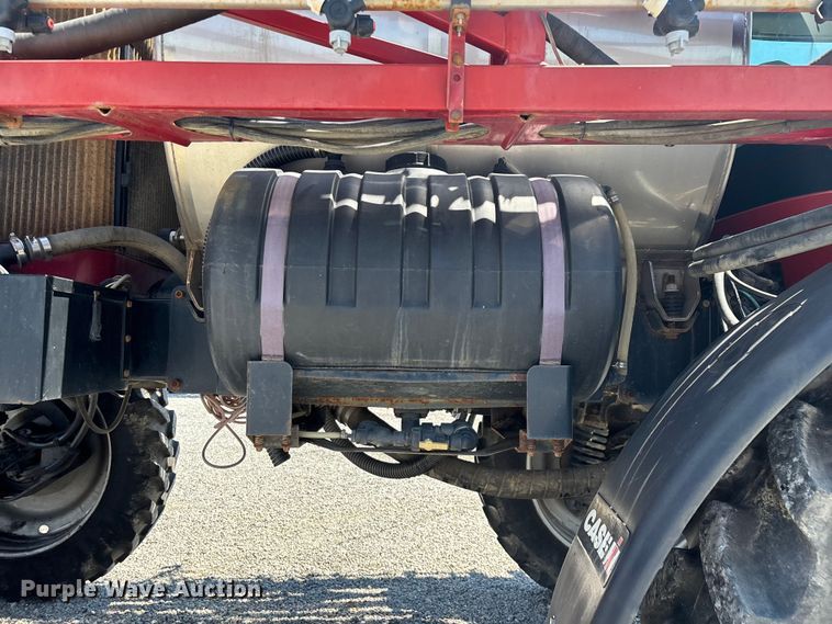 image for item FG0584 2011 Case IH 4420 Patriot sprayer