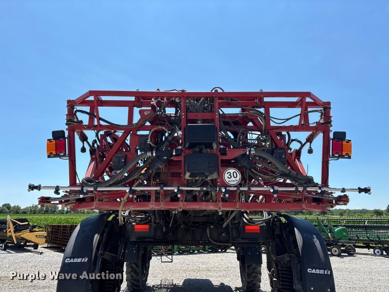 image for item FG0584 2011 Case IH 4420 Patriot sprayer