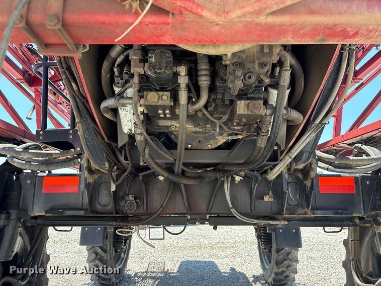 image for item FG0584 2011 Case IH 4420 Patriot sprayer