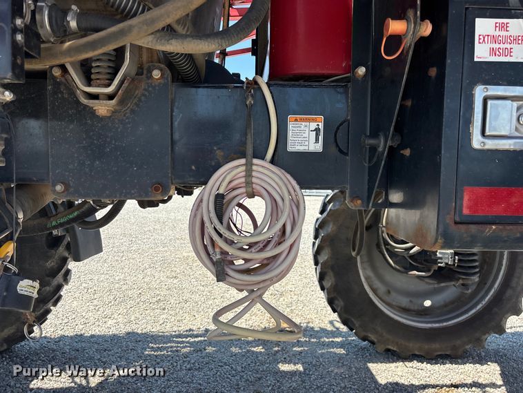 image for item FG0584 2011 Case IH 4420 Patriot sprayer