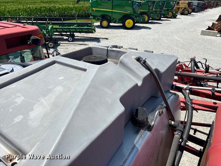 image for item FG0584 2011 Case IH 4420 Patriot sprayer