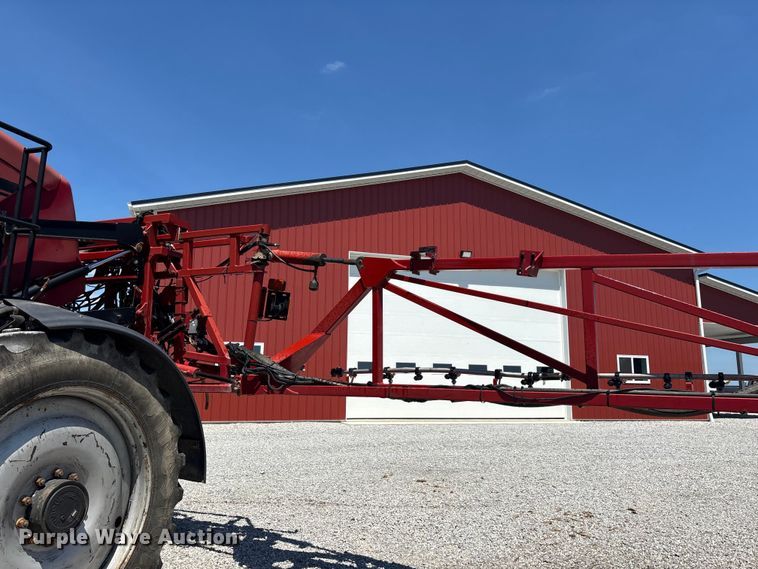 image for item FG0584 2011 Case IH 4420 Patriot sprayer