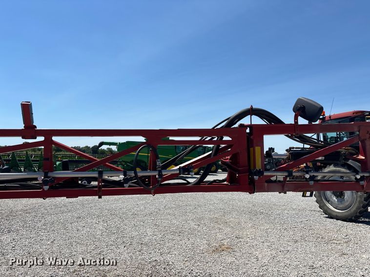 image for item FG0584 2011 Case IH 4420 Patriot sprayer