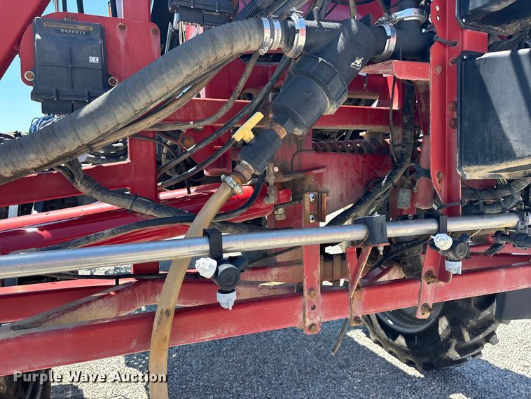 image for item FG0584 2011 Case IH 4420 Patriot sprayer