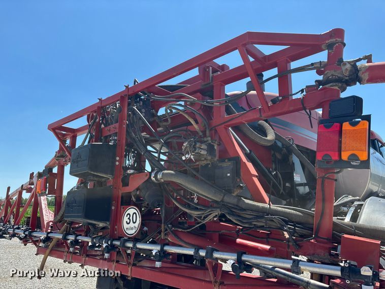 image for item FG0584 2011 Case IH 4420 Patriot sprayer