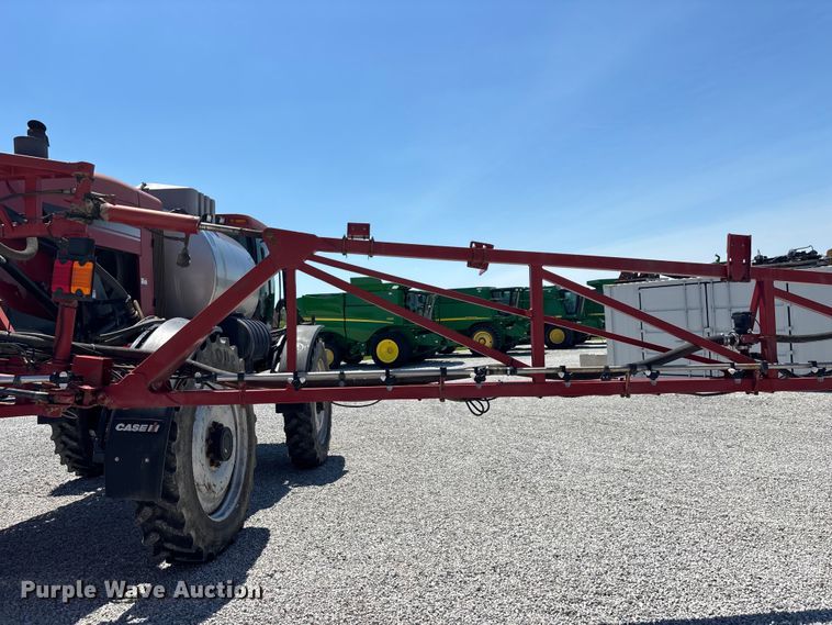 image for item FG0584 2011 Case IH 4420 Patriot sprayer