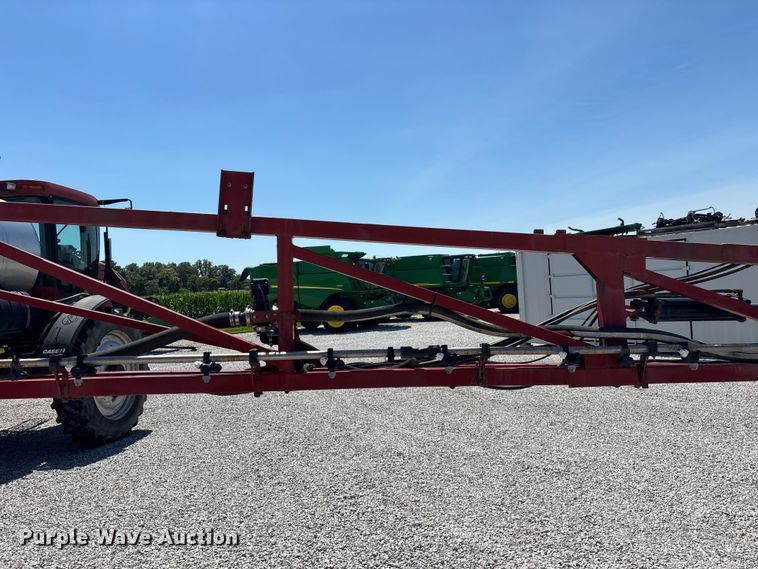 image for item FG0584 2011 Case IH 4420 Patriot sprayer