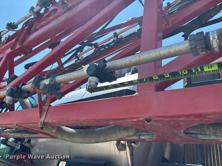 image for item FG0584 2011 Case IH 4420 Patriot sprayer
