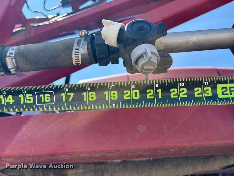 image for item FG0584 2011 Case IH 4420 Patriot sprayer
