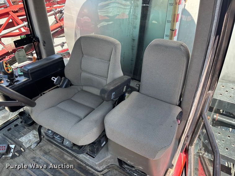 image for item FG0584 2011 Case IH 4420 Patriot sprayer