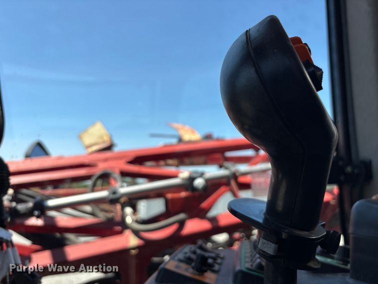 image for item FG0584 2011 Case IH 4420 Patriot sprayer