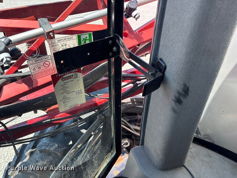image for item FG0584 2011 Case IH 4420 Patriot sprayer