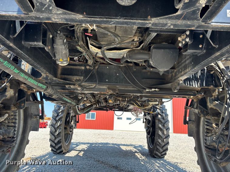 image for item FG0584 2011 Case IH 4420 Patriot sprayer