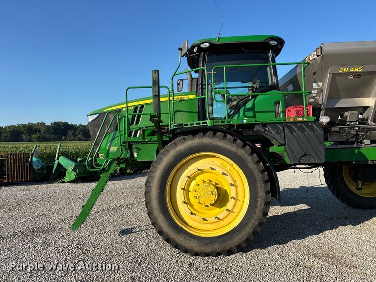 image for item FG0585 2018 John Deere R4045 Dry Fertilizer Applicator
