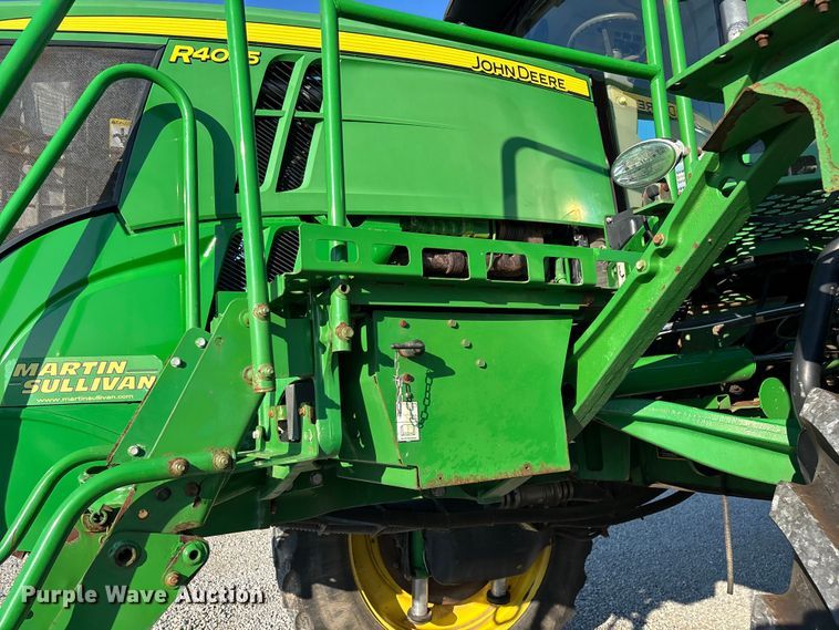 image for item FG0585 2018 John Deere R4045 Dry Fertilizer Applicator