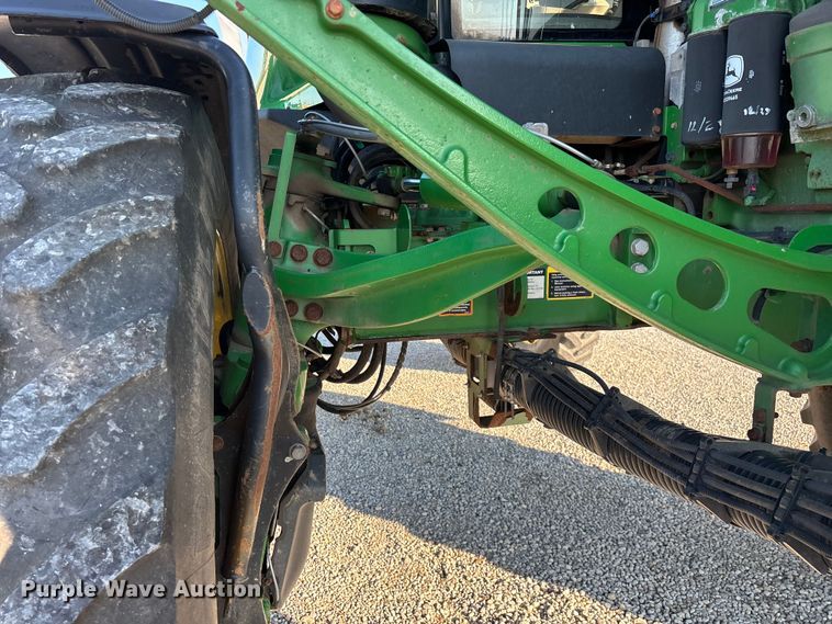 image for item FG0585 2018 John Deere R4045 Dry Fertilizer Applicator
