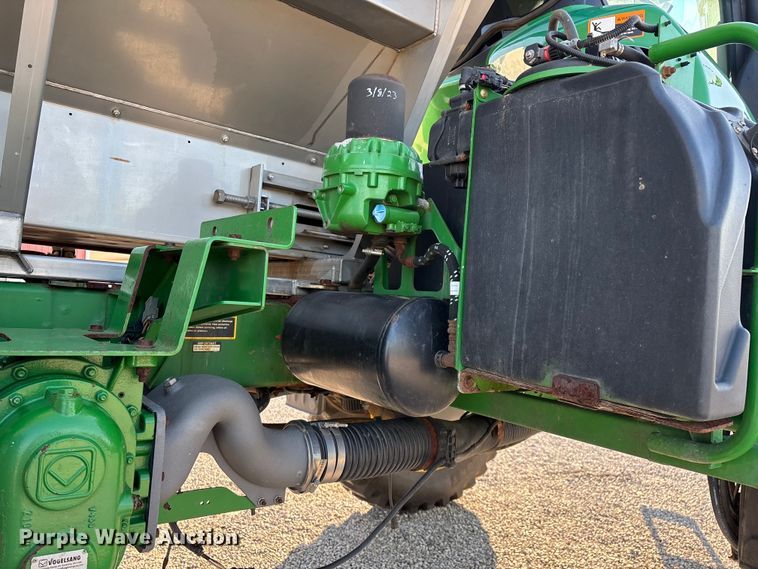 image for item FG0585 2018 John Deere R4045 Dry Fertilizer Applicator