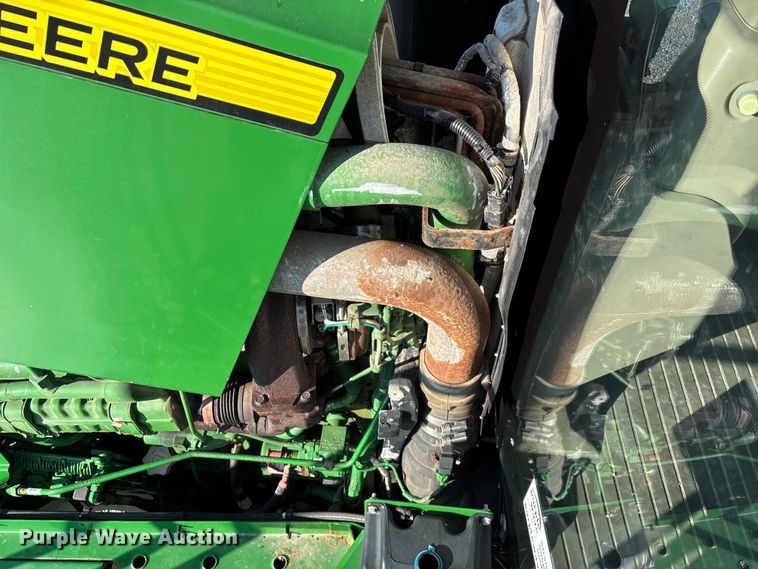 image for item FG0585 2018 John Deere R4045 Dry Fertilizer Applicator