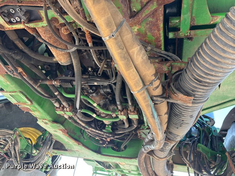 image for item FG0585 2018 John Deere R4045 Dry Fertilizer Applicator