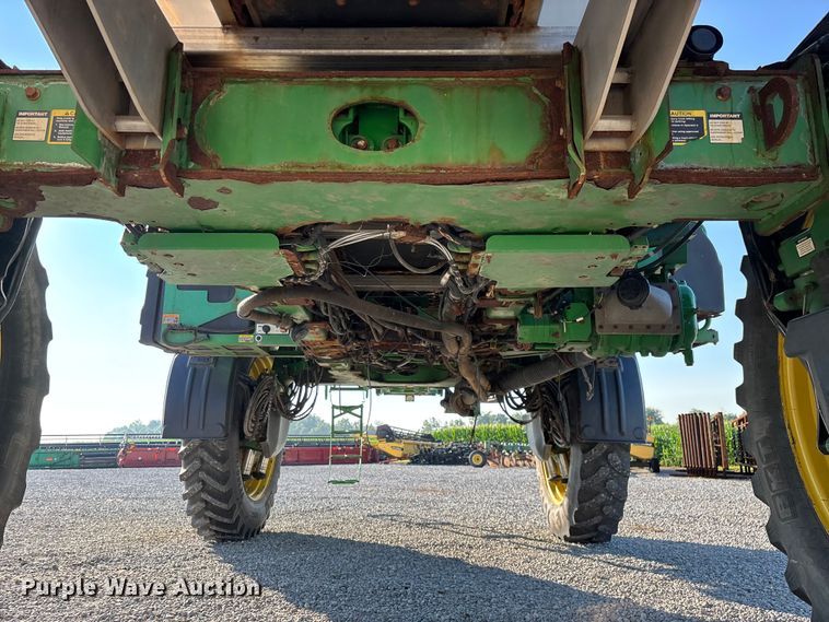 image for item FG0585 2018 John Deere R4045 Dry Fertilizer Applicator