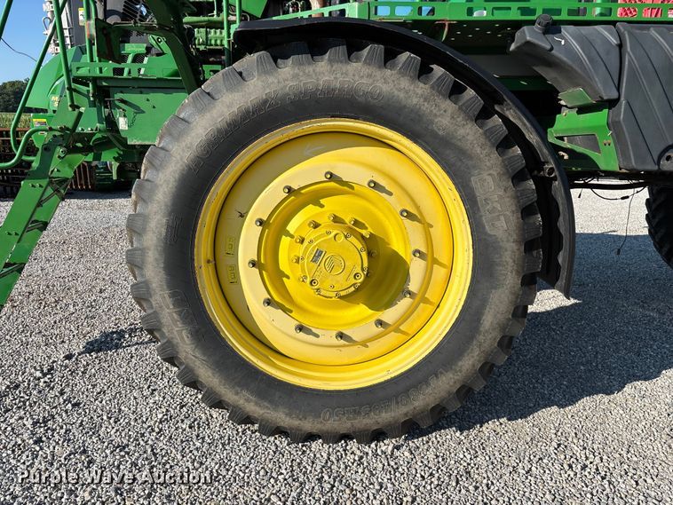 image for item FG0585 2018 John Deere R4045 Dry Fertilizer Applicator