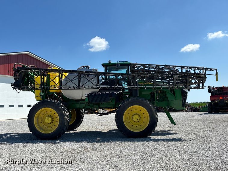 image for item FG0586 2012 John Deere 4940 sprayer