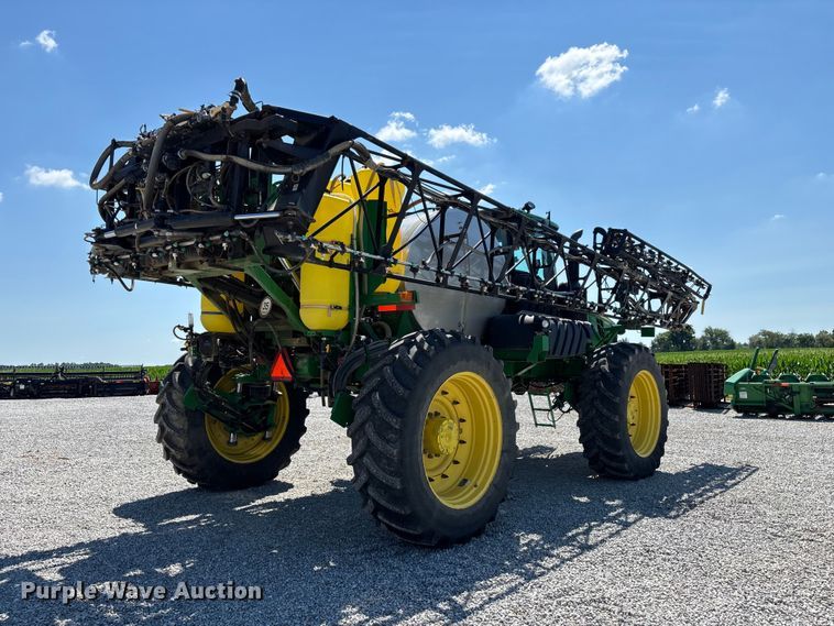 image for item FG0586 2012 John Deere 4940 sprayer