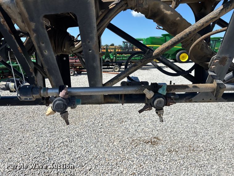 image for item FG0586 2012 John Deere 4940 sprayer