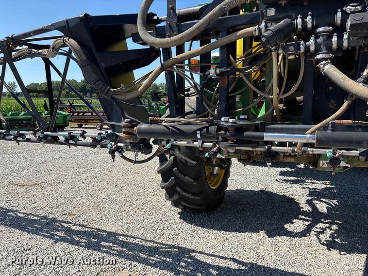 image for item FG0586 2012 John Deere 4940 sprayer