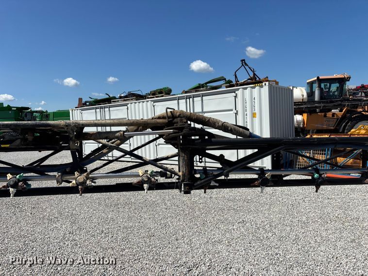 image for item FG0586 2012 John Deere 4940 sprayer
