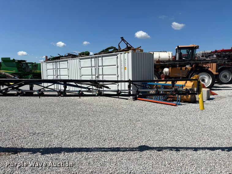 image for item FG0586 2012 John Deere 4940 sprayer