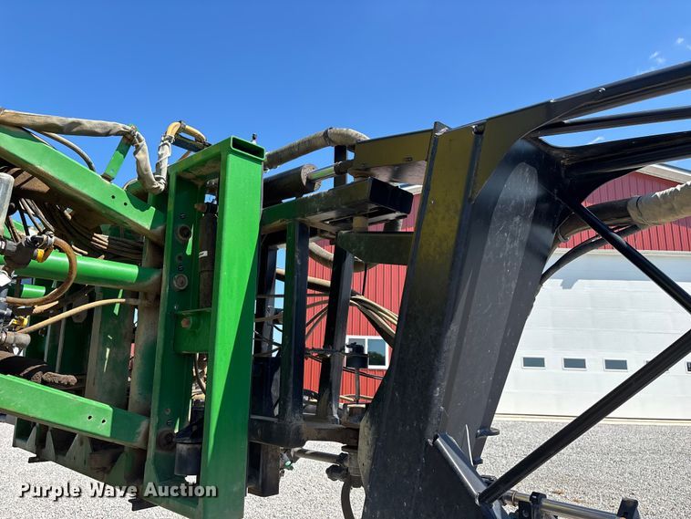 image for item FG0586 2012 John Deere 4940 sprayer