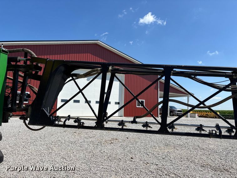image for item FG0586 2012 John Deere 4940 sprayer