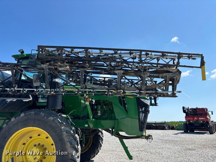 image for item FG0586 2012 John Deere 4940 sprayer