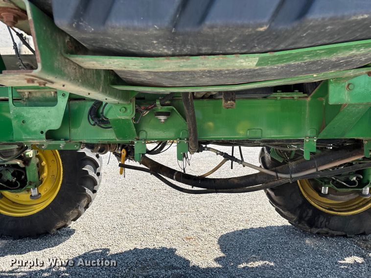 image for item FG0586 2012 John Deere 4940 sprayer