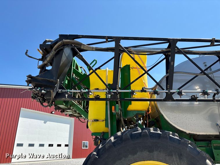 image for item FG0586 2012 John Deere 4940 sprayer
