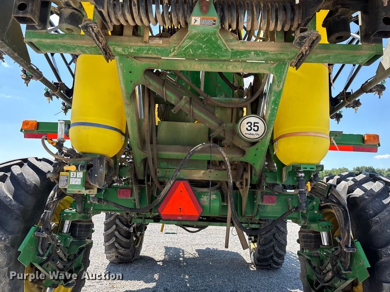 image for item FG0586 2012 John Deere 4940 sprayer