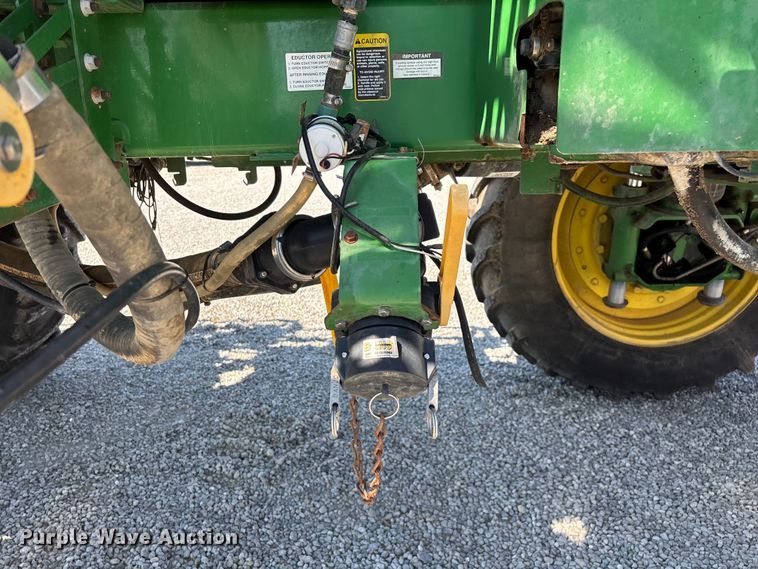 image for item FG0586 2012 John Deere 4940 sprayer