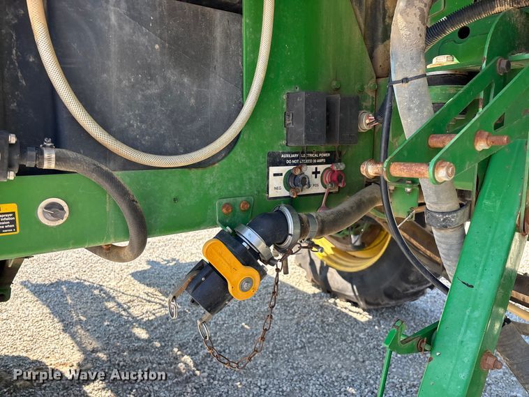 image for item FG0586 2012 John Deere 4940 sprayer