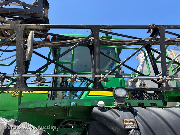 image for item FG0586 2012 John Deere 4940 sprayer