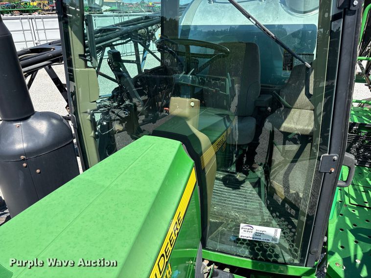 image for item FG0586 2012 John Deere 4940 sprayer