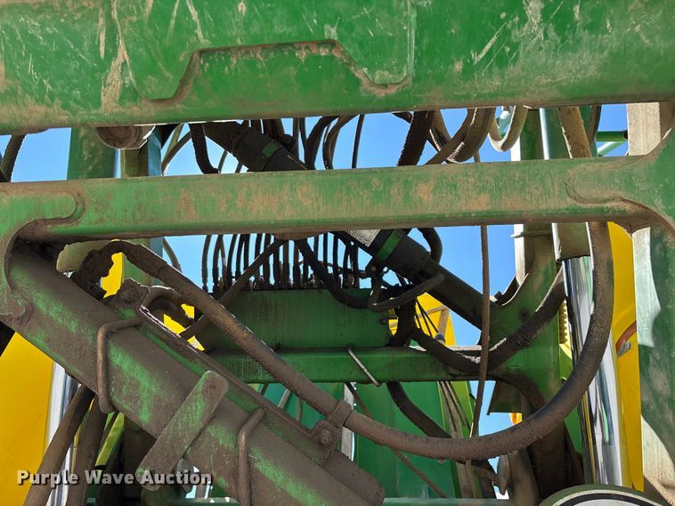 image for item FG0586 2012 John Deere 4940 sprayer