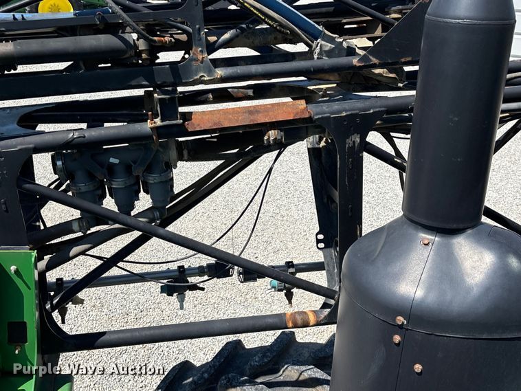 image for item FG0586 2012 John Deere 4940 sprayer